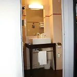 Kyriad Hotel Dijon Centre Gare 3* דיז'ון