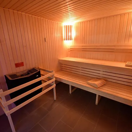 Otel Kyriad Centre Gare