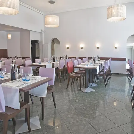 ホテル キリアド ガル 3*