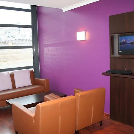 Kyriad Centre Gare Hotel Dijon
