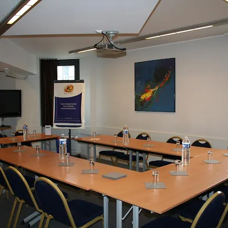 Hotel Kyriad Gare Dijon