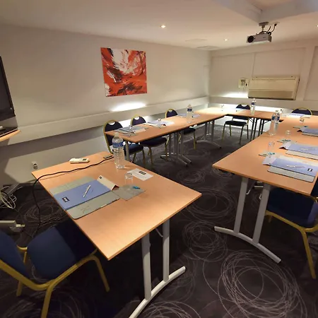 Kyriad Gare Hotel Dijon