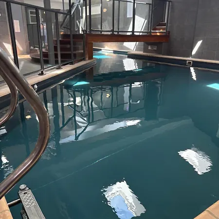 Kyriad Gare Hotel 3*