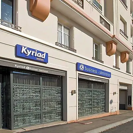 Kyriad Centre Gare 3* Dijon