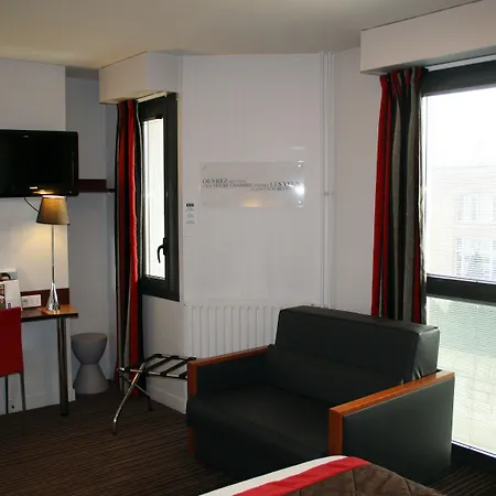 Hotel Kyriad Gare
