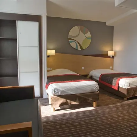 キリアド ガル 3* ディジョン