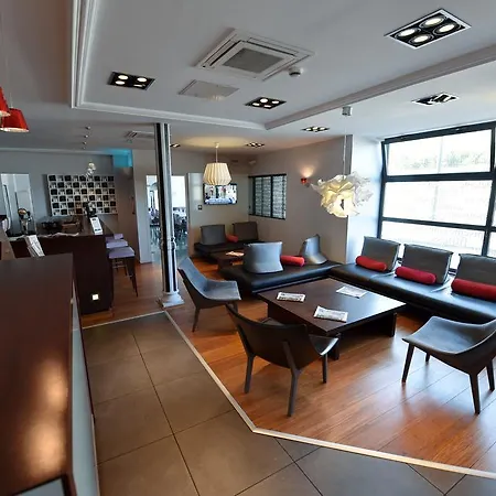 キリアド ガル ホテル 3*