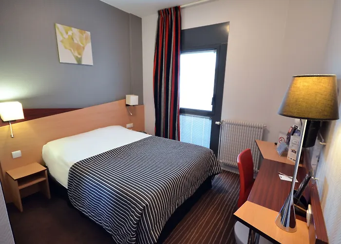 Kyriad Gare 3* Dijon